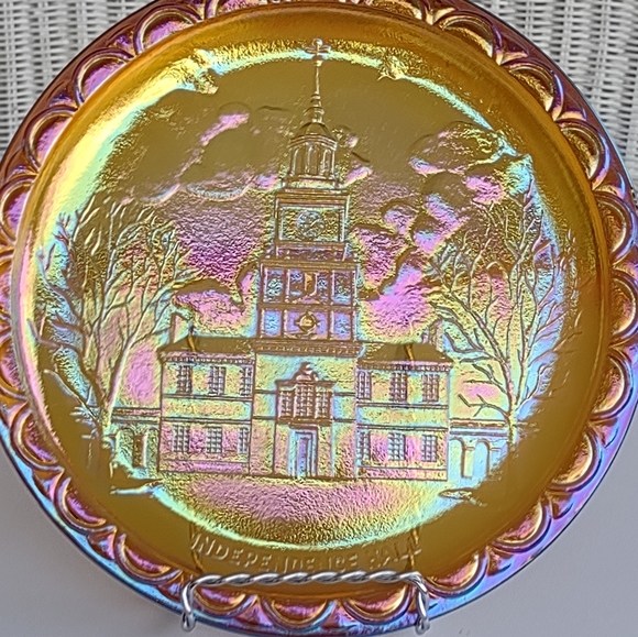 Vintage Indiana Carnival Glass Plate. - Picture 7 of 8